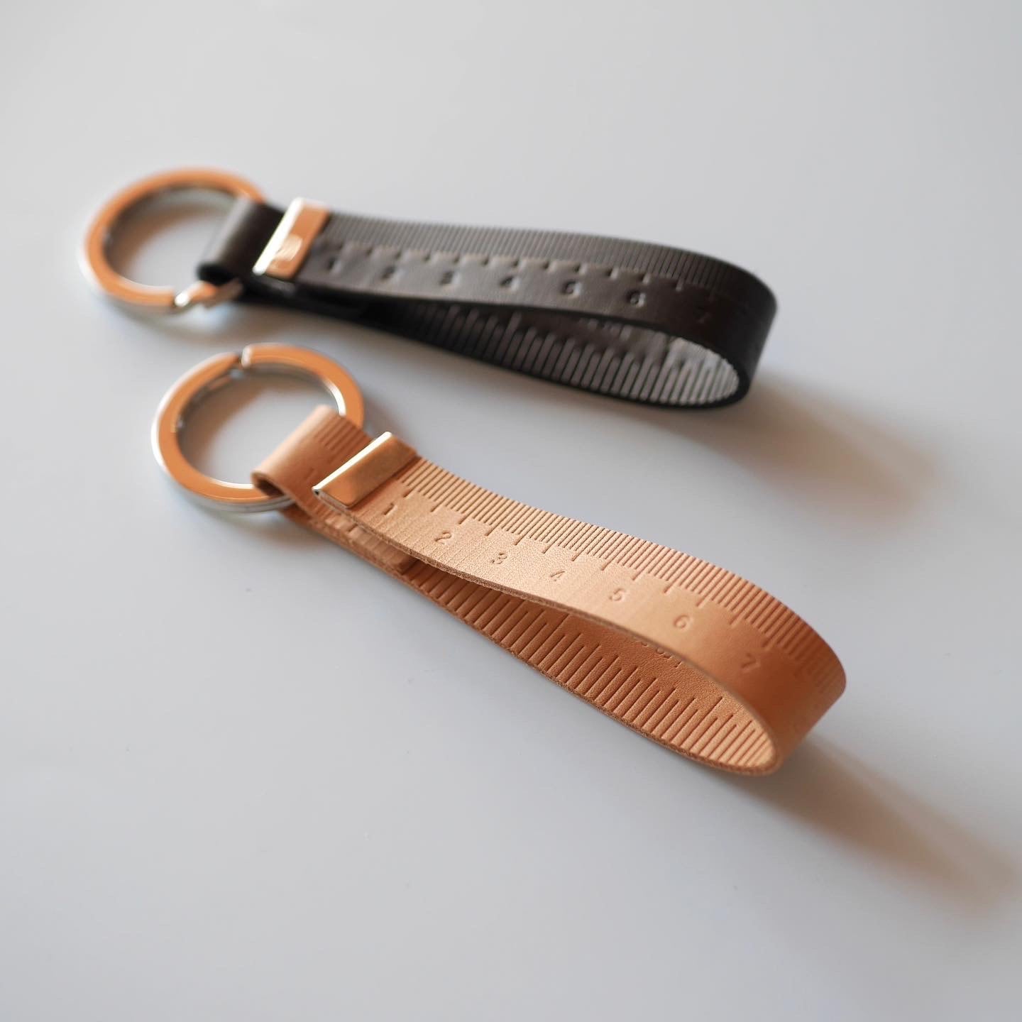 TAPE MEASURE KEYHOLDER 綴ル